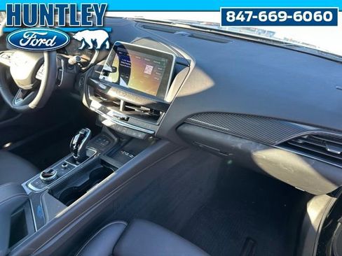 Used 2024 Cadillac CT5 V w/ Premium Package AWD/4WD image 9