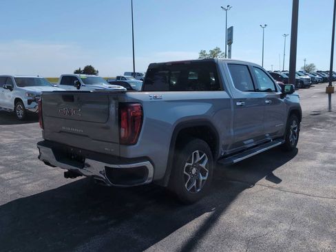 Used 2025 GMC Sierra 1500 SLT w/ SLT Premium Plus Package AWD/4WD image 4