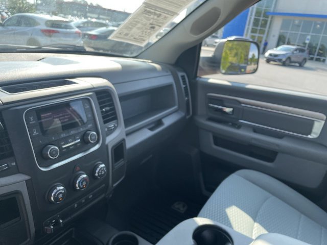 Used 2018 RAM 3500 Tradesman w/ Chrome Appearance Group AWD/4WD image 12
