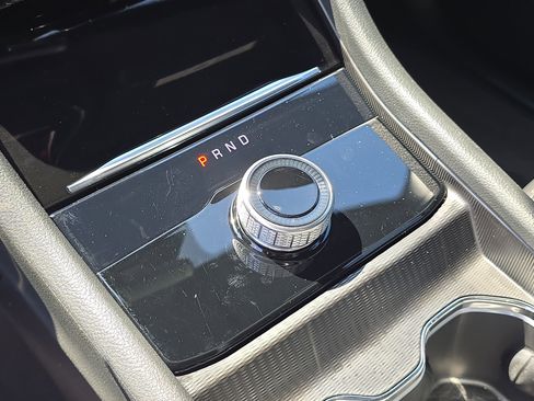 Used 2025 Jeep Grand Cherokee L Altitude RWD image 28