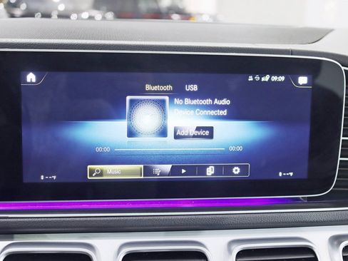 Used 2021 Mercedes-Benz GLS 580 4MATIC image 26