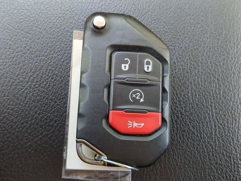 Used 2023 Jeep Wrangler Unlimited Sport AWD/4WD image 20