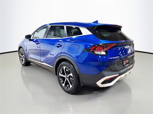 Used 2025 Kia Sportage EX image 9