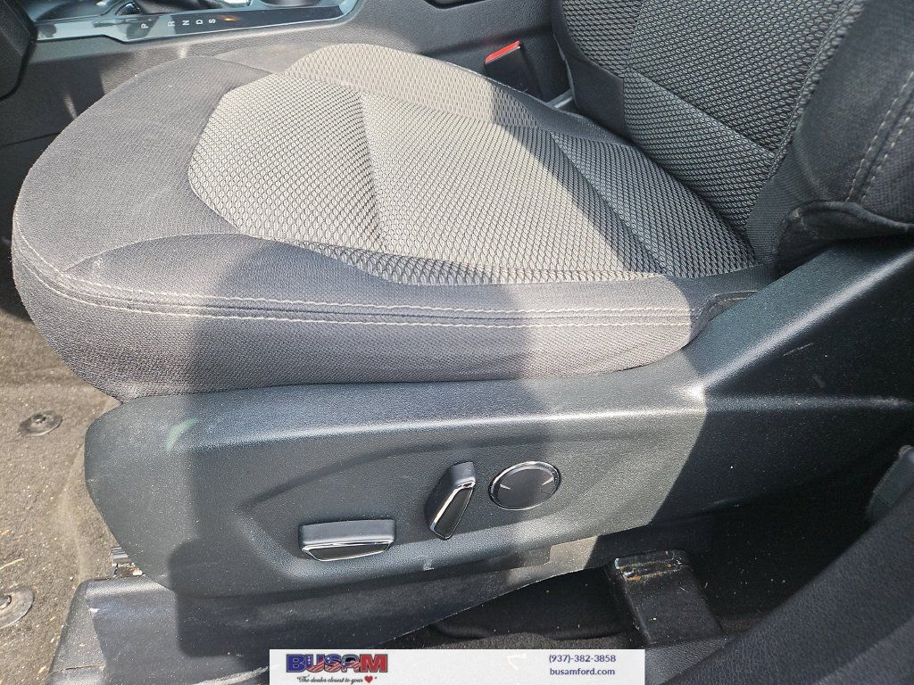 Used 2018 Ford Explorer XLT FWD image 15
