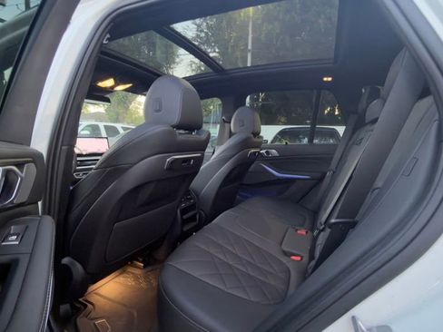 Used 2024 BMW X5 sDrive40i w/ M Sport Package RWD image 9
