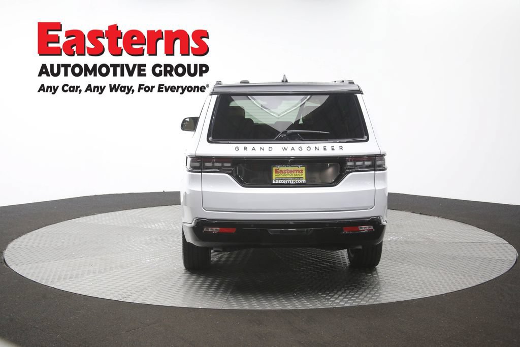 Used 2025 Jeep Grand Wagoneer Series III w/ Rear Seat Video Group 1 AWD/4WD image 44