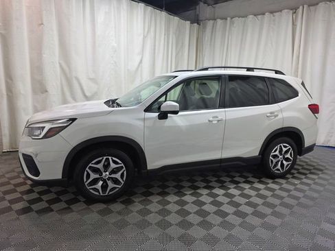 Used 2019 Subaru Forester Premium w/ All-Weather Package image 7