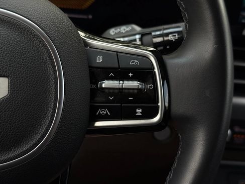 Used 2026 Kia Carnival FWD image 27