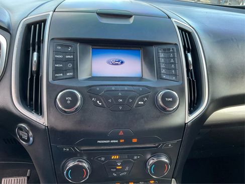 Used 2016 Ford Edge SEL FWD image 13
