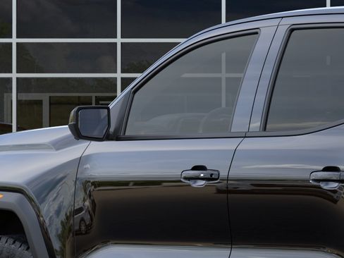 New 2026 GMC Canyon AT4 w/ Nightfall Edition AWD/4WD image 12