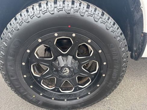 Used 2019 RAM 1500 Express w/ Wheel & Sound Group image 3