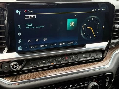 Used 2023 Chevrolet Silverado 1500 LT image 15