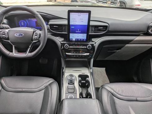 Used 2022 Ford Explorer ST w/ Equipment Group 401A AWD/4WD image 17