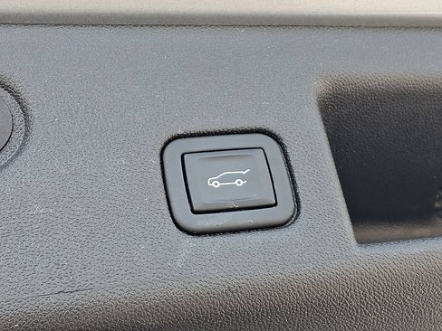 Certified 2024 Chevrolet Equinox LT w/ LPO, Floor Liner Package FWD image 30