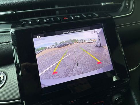 Used 2025 Jeep Grand Cherokee L Altitude RWD image 27
