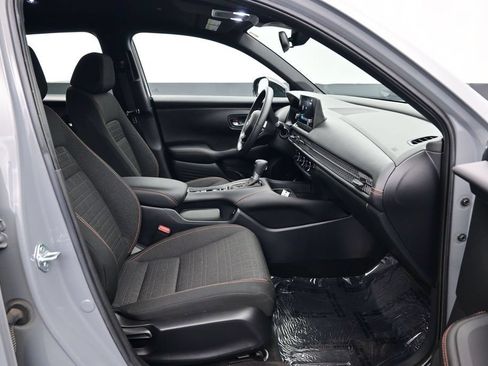 Certified 2024 Honda HR-V Sport image 29