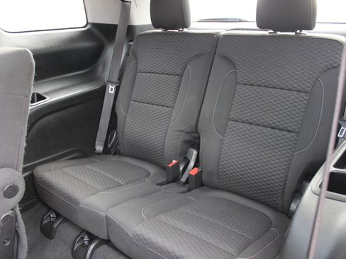 Used 2018 GMC Acadia SLE w/ Driver Alert Package I image 34