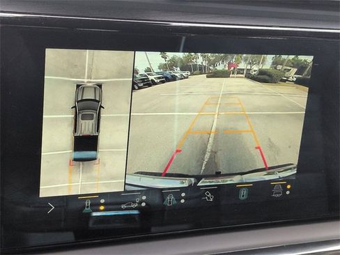 Used 2022 GMC Sierra 1500 AT4X image 21