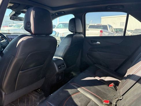 Used 2023 Chevrolet Equinox RS w/ RS Leather Package image 8