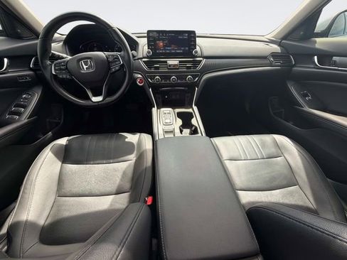 Used 2021 Honda Accord Touring image 18