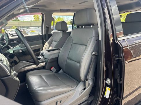 Used 2020 Chevrolet Tahoe LT RWD image 9