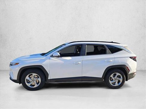 Used 2022 Hyundai Tucson SEL FWD image 8