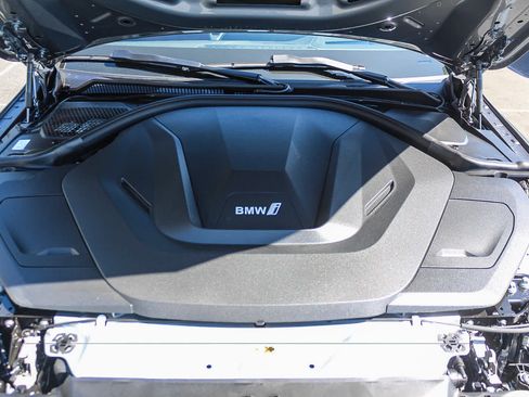New 2026 BMW i4 eDrive40 w/ Premium Package RWD image 37