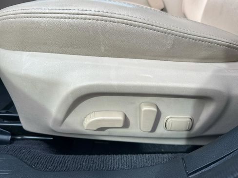 Used 2015 Subaru Outback 3.6R Limited image 10