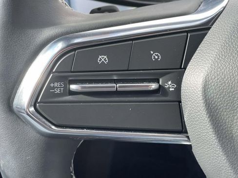 Used 2025 Chevrolet Equinox EV LT image 20