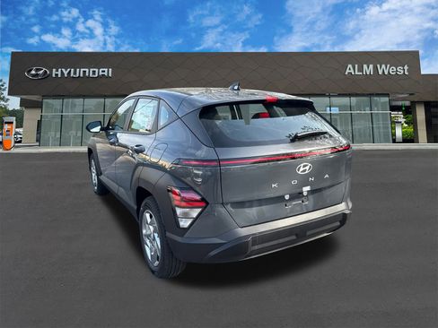New 2026 Hyundai Kona SE image 7