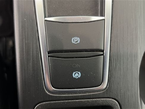 Used 2024 Ford Escape ST-Line w/ Tech Pack #1 AWD/4WD image 29