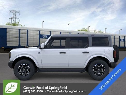 New 2026 Ford Bronco Outer Banks image 3