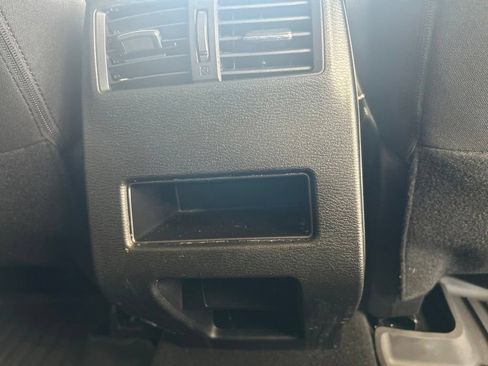 Used 2025 Mitsubishi Outlander ES FWD image 27