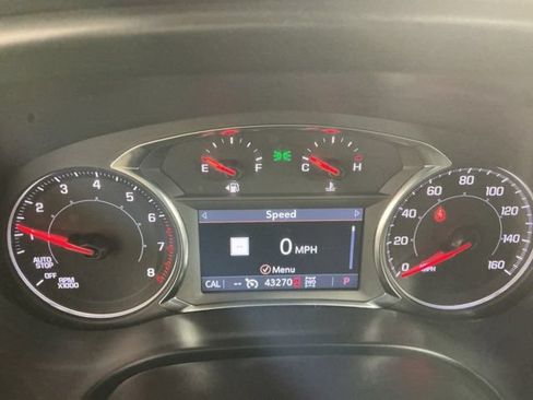 Used 2023 GMC Acadia SLT AWD/4WD image 26