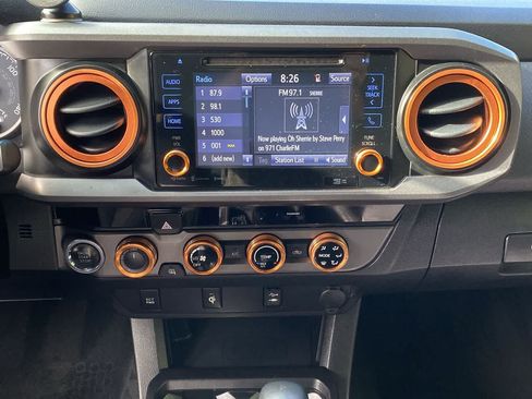 Used 2016 Toyota Tacoma TRD Sport w/ Towing Package AWD/4WD image 24