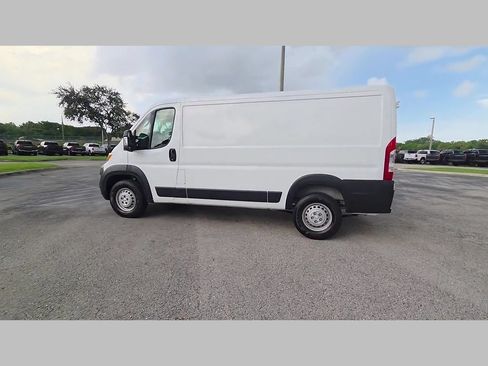 Used 2025 RAM ProMaster 2500 w/ Convenience Group FWD image 45