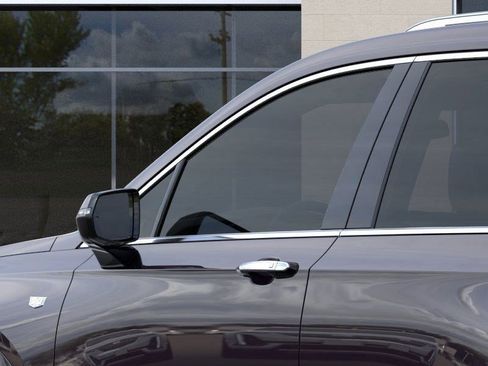 New 2025 Cadillac XT6 Luxury image 12