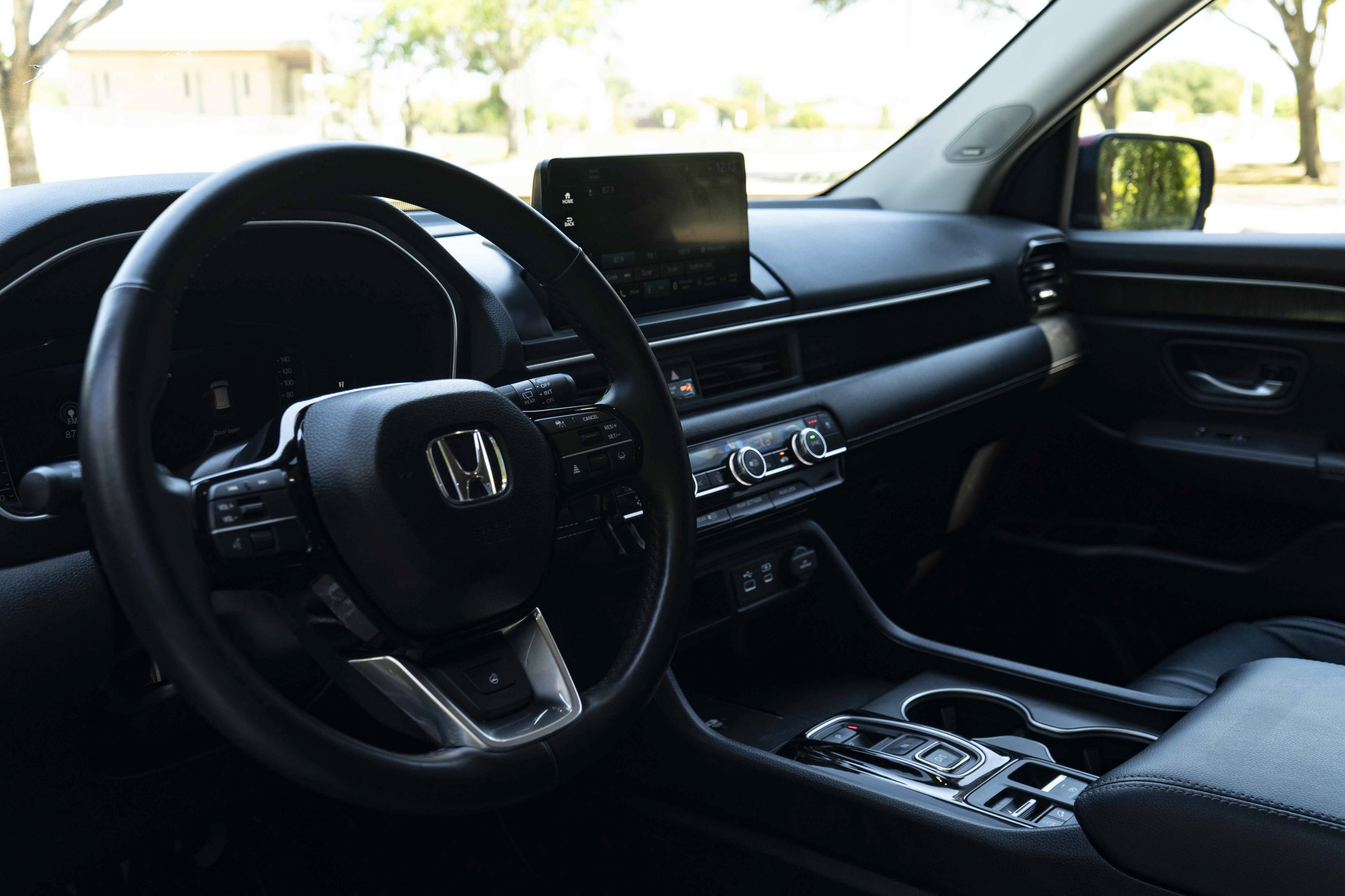 Certified 2025 Honda Pilot Elite image 16