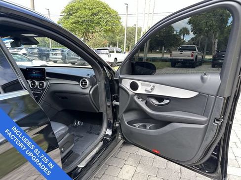 Used 2022 Mercedes-Benz GLC 300 w/ Premium Package Lite image 23