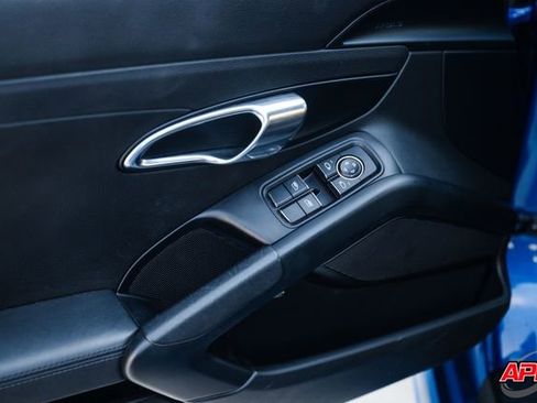 Used 2017 Porsche 718 Cayman S image 71