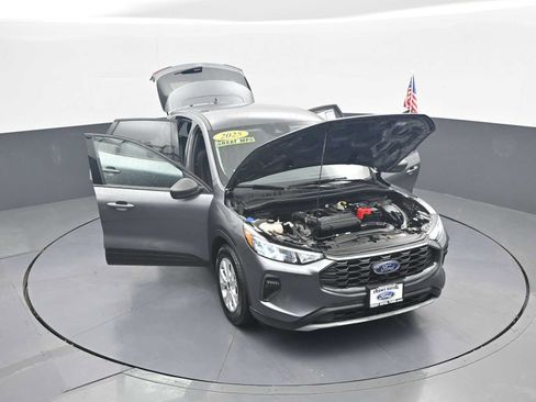 Used 2025 Ford Escape Active FWD image 41