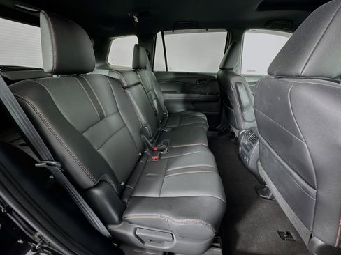 Certified 2023 Honda Passport TrailSport image 27