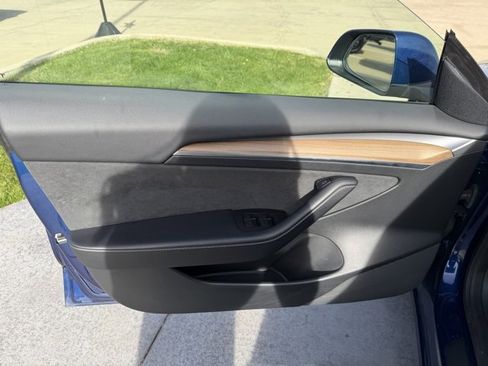 Used 2022 Tesla Model 3 Long Range image 9