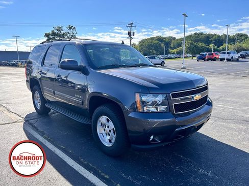 Used 2010 Chevrolet Tahoe LT w/ Luxury Package AWD/4WD image 3