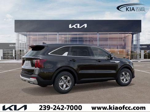 New 2026 Kia Sorento LX image 6