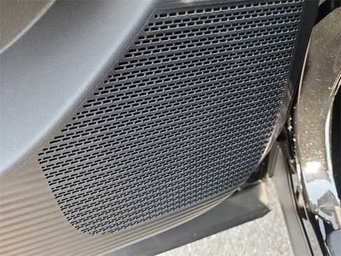 New 2025 Hyundai Santa Fe SEL image 18