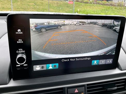 Used 2024 Honda Pilot Elite image 27