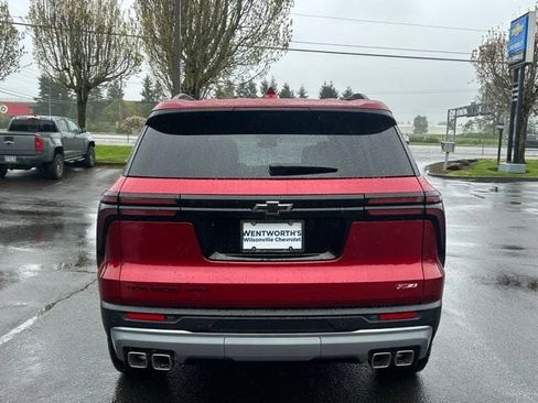 New 2026 Chevrolet Traverse Z71 w/ Enhanced Driving Package AWD/4WD image 6