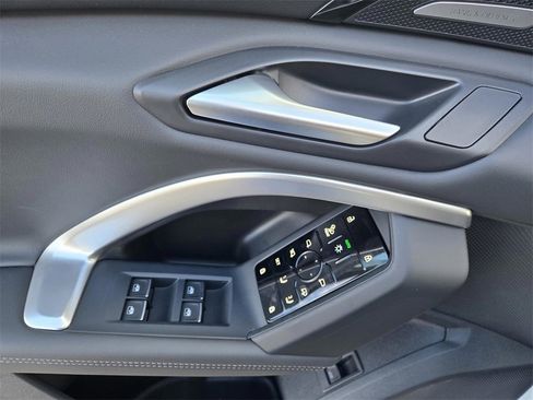 New 2025 Audi Q5 2.0T Premium Plus image 18