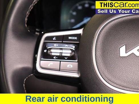 Used 2023 Kia Sorento SX AWD/4WD image 12